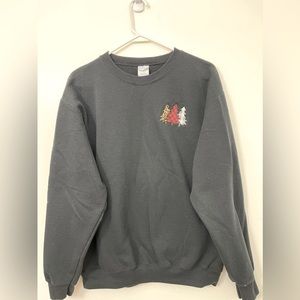 Used Black Crewneck Sweatshirt Women’s Size Large